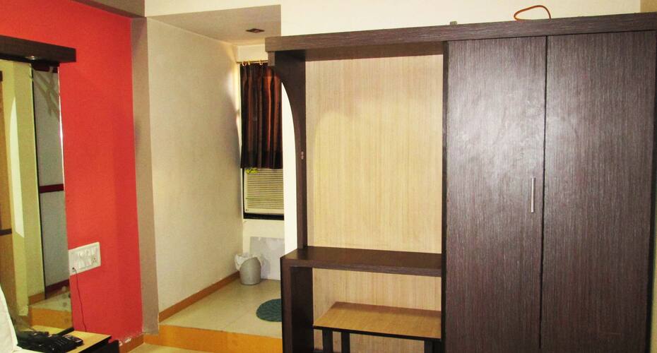 Hotel Sarathi, Ahmedabad 5